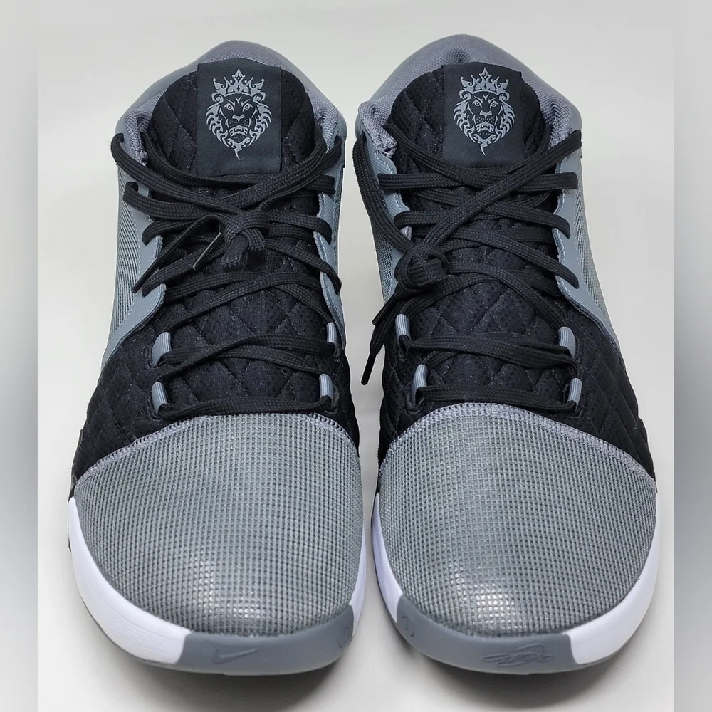 Nike LeBron Witness 8 Basketball Sneaker Black Shoes FB2239-004 Mens Size 4 New